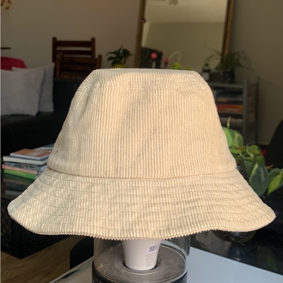 OBEY corduroy bucket hat - Picture 3 of 3